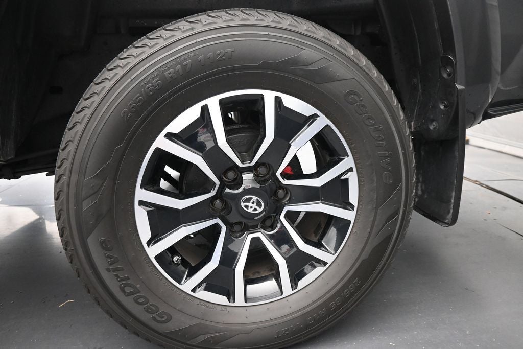 2023 Toyota Tacoma TRD Sport V6