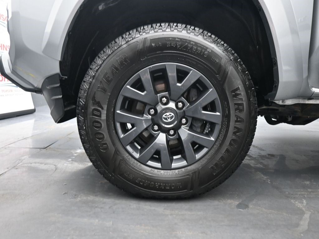 2023 Toyota Tacoma SR5 V6