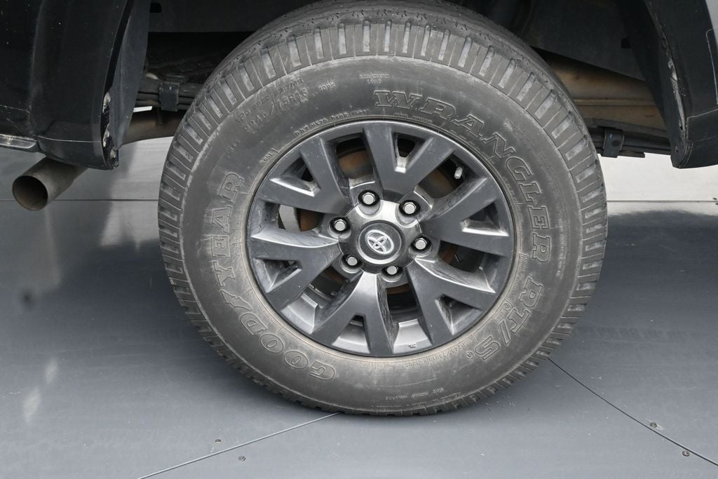 2023 Toyota Tacoma SR5 V6