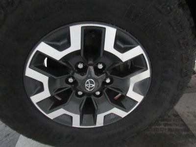 2023 Toyota Tacoma TRD Off-Road V6