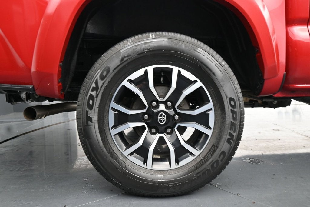 2022 Toyota Tacoma TRD Sport V6