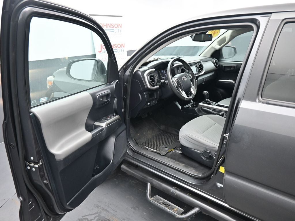 2019 Toyota Tacoma SR5 V6