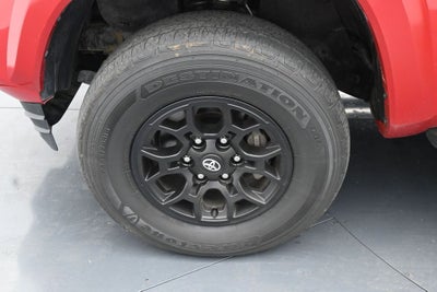 2022 Toyota Tacoma SR5 V6