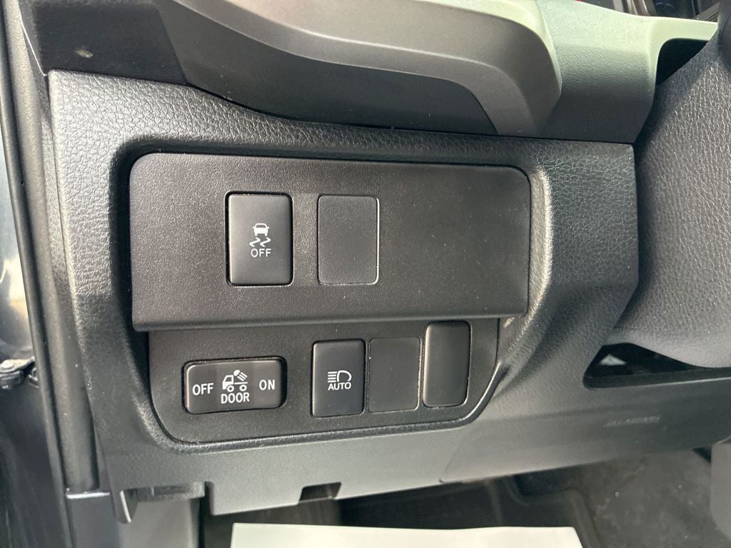 2020 Toyota Tacoma SR5 V6