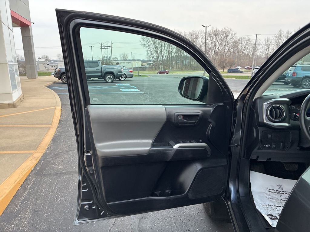 2020 Toyota Tacoma SR5 V6