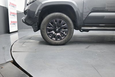 2021 Toyota Tacoma Limited V6