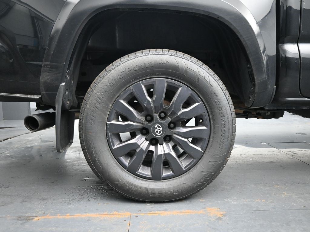 2022 Toyota Tacoma Limited V6