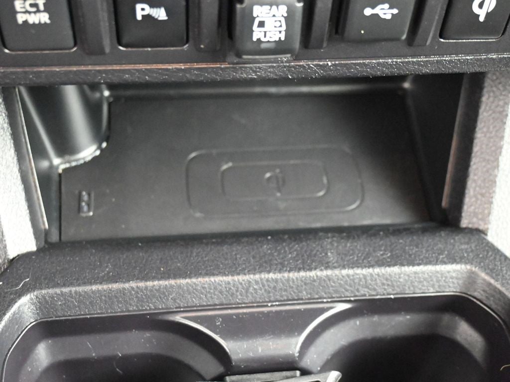 2022 Toyota Tacoma Limited V6