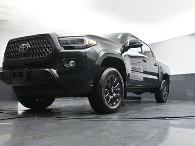 2022 Toyota Tacoma Limited V6