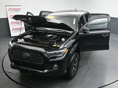 2022 Toyota Tacoma Limited V6