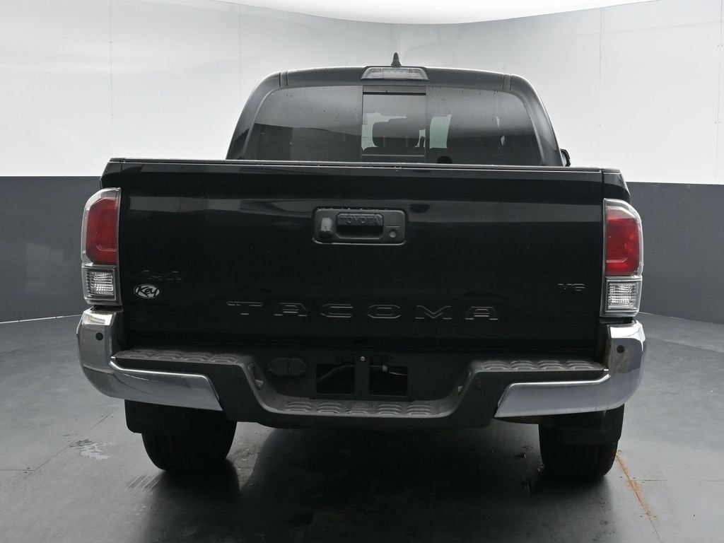 2022 Toyota Tacoma Limited V6