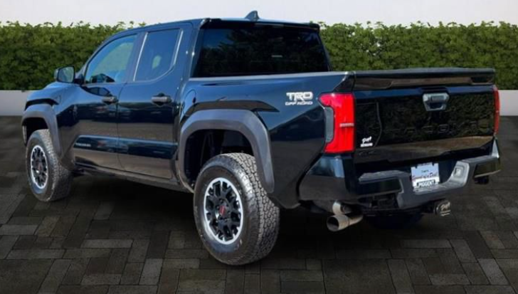 2024 Toyota Tacoma TRD Off-Road