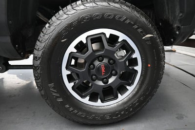 2025 Toyota Tacoma TRD Off-Road