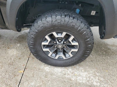 2022 Toyota Tacoma TRD Off-Road V6