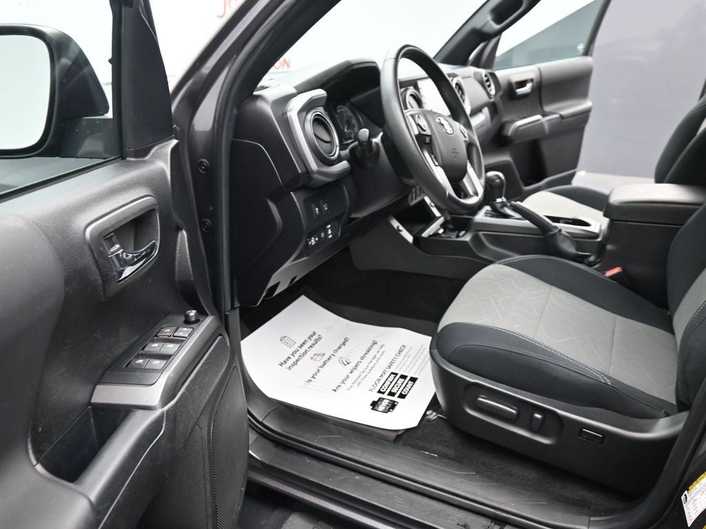 2023 Toyota Tacoma TRD Sport V6