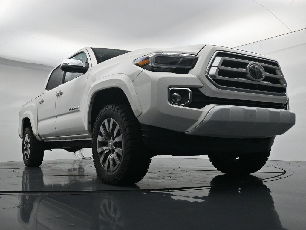 2023 Toyota Tacoma Limited V6