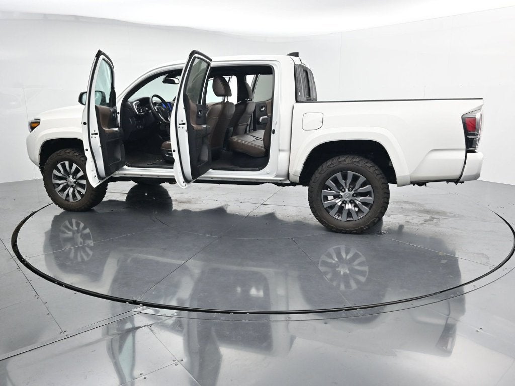 2023 Toyota Tacoma Limited V6
