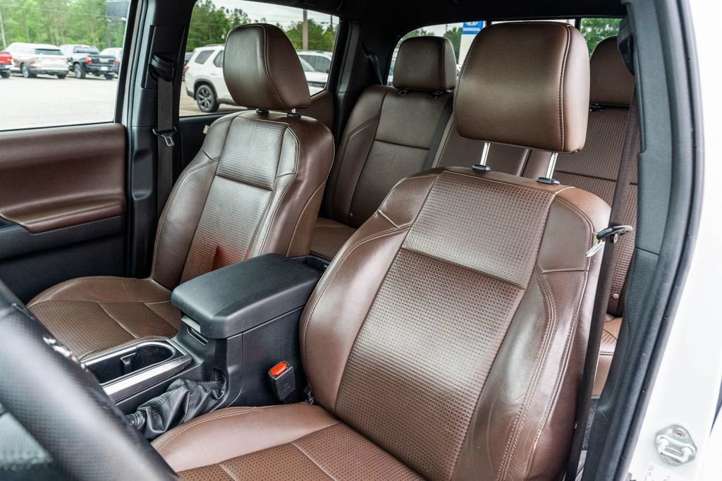 2023 Toyota Tacoma Limited V6
