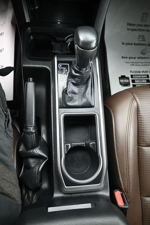 2023 Toyota Tacoma Limited V6