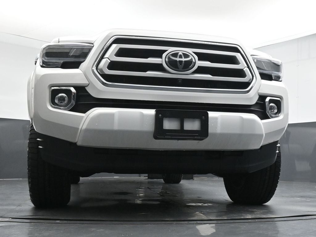 2023 Toyota Tacoma Limited V6