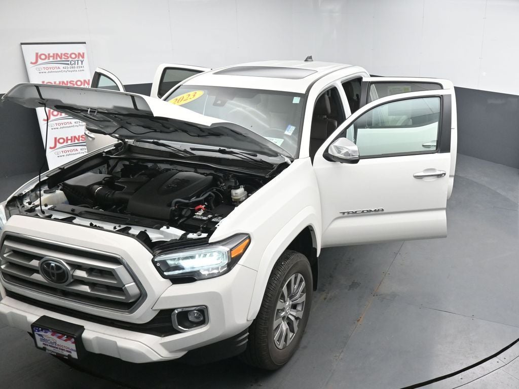 2023 Toyota Tacoma Limited V6