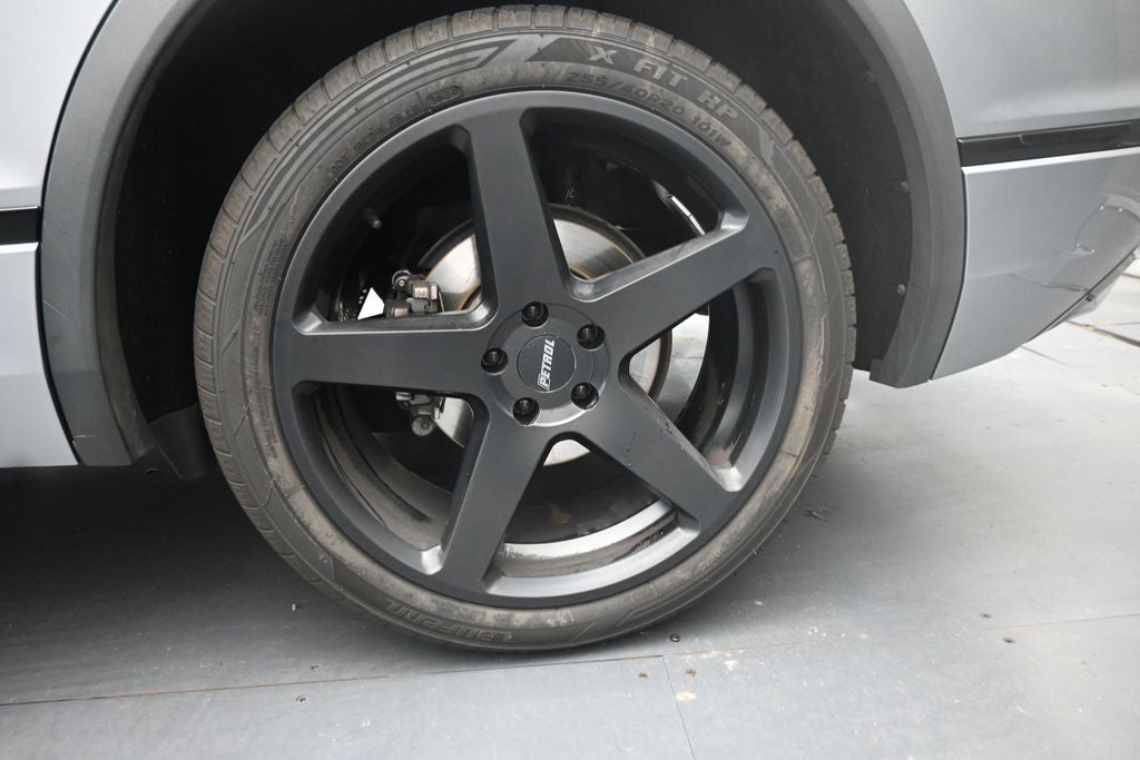 2021 Volkswagen Tiguan 2.0T SE R-Line Black