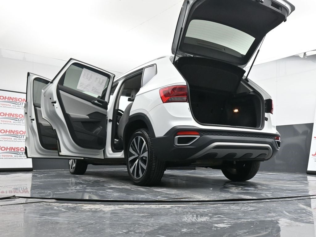 2022 Volkswagen Taos 1.5T SE