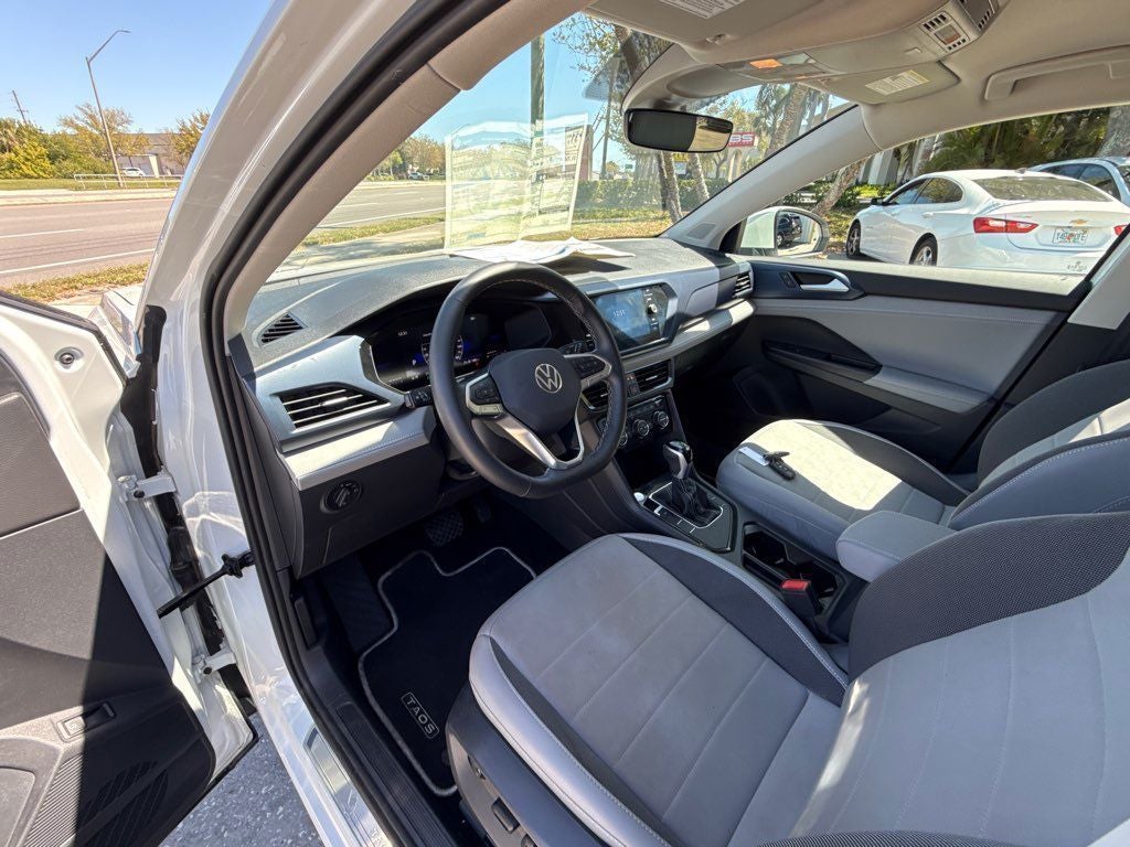 2024 Volkswagen Taos 1.5T SE
