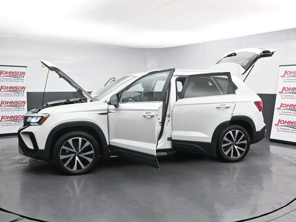 2024 Volkswagen Taos 1.5T SE