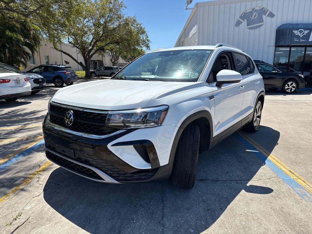 2024 Volkswagen Taos 1.5T SE