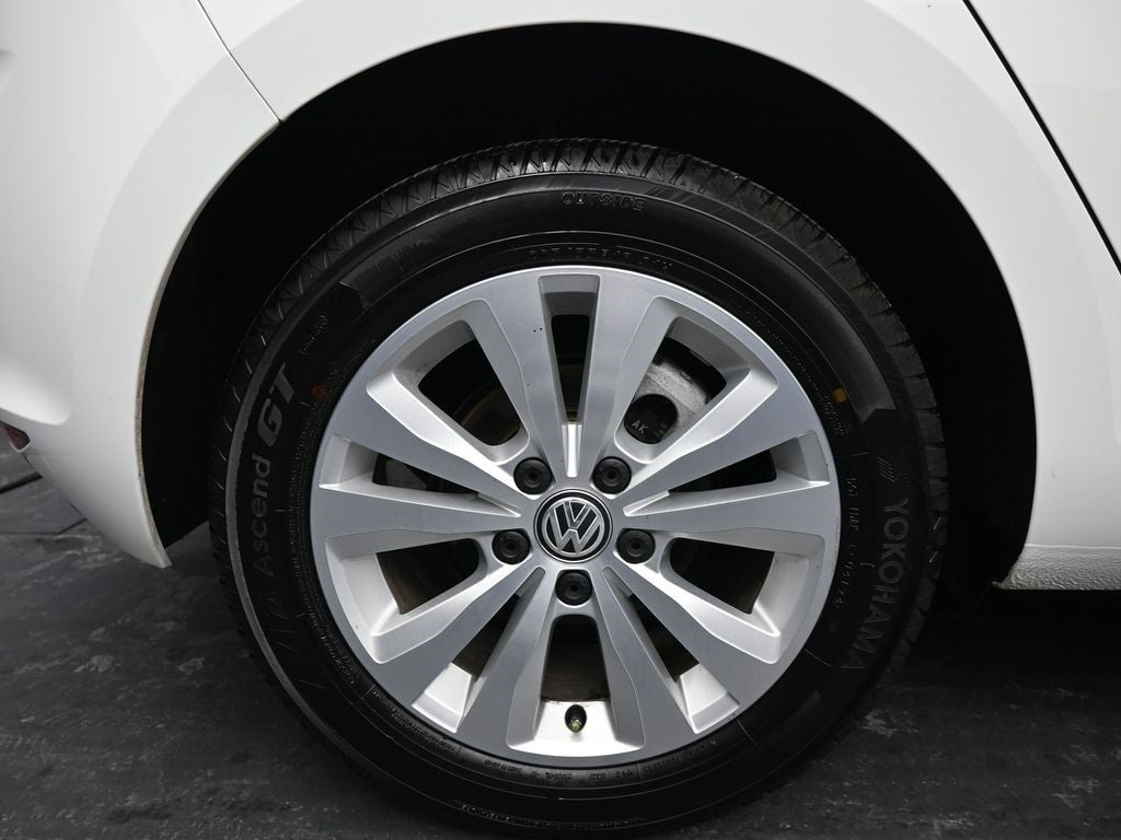 2015 Volkswagen Golf TDI S 4-Door