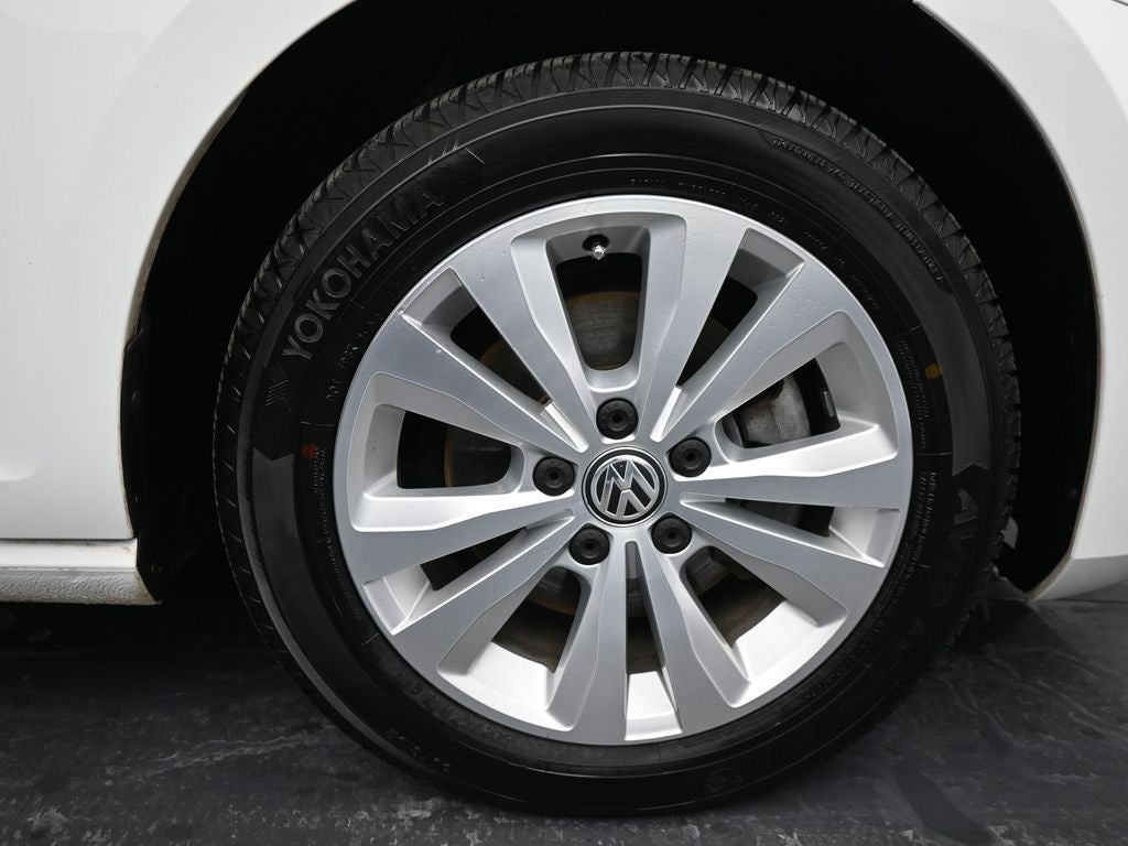 2015 Volkswagen Golf TDI S 4-Door