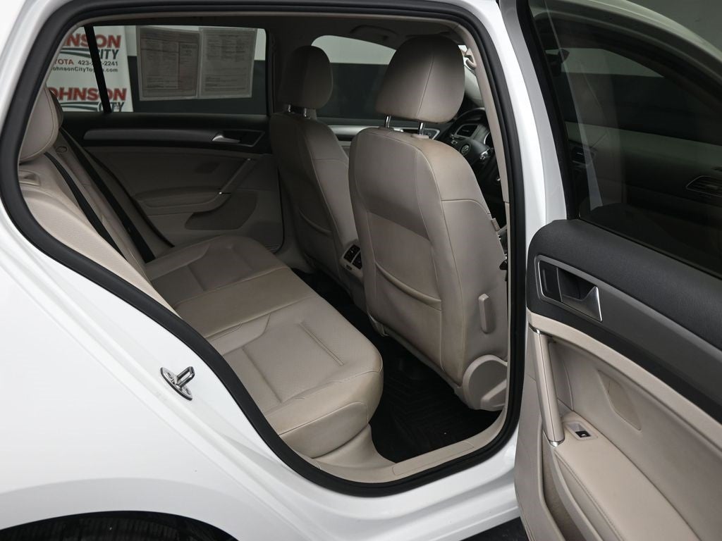 2015 Volkswagen Golf TDI S 4-Door