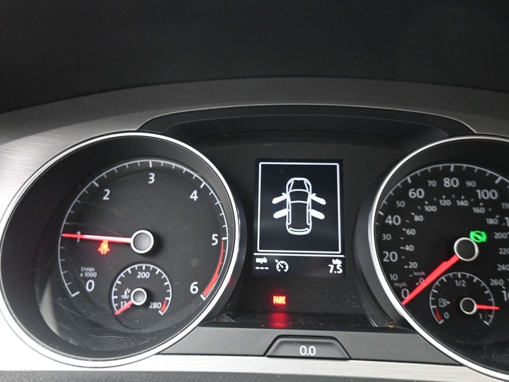 2015 Volkswagen Golf TDI S 4-Door