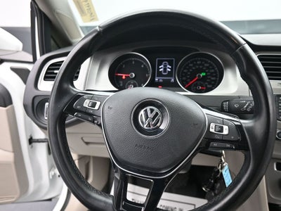 2015 Volkswagen Golf TDI S 4-Door