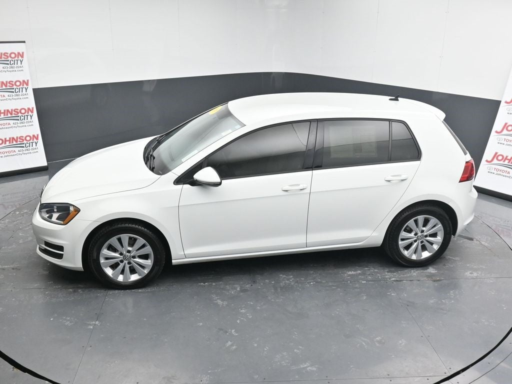 2015 Volkswagen Golf TDI S 4-Door