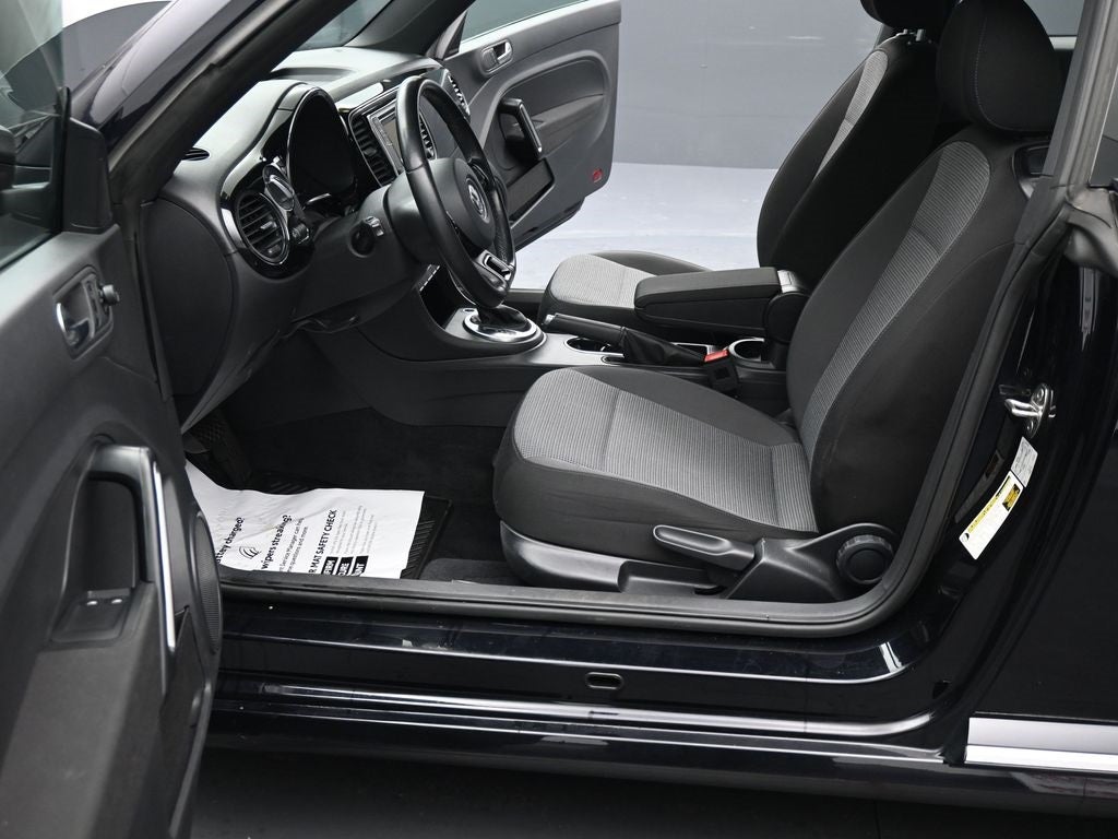 2019 Volkswagen Beetle 2.0T S