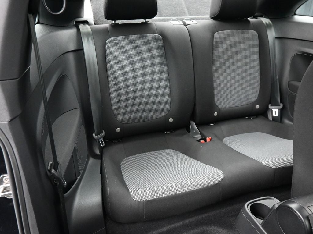 2019 Volkswagen Beetle 2.0T S