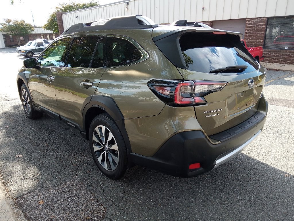 2024 Subaru Outback Touring XT