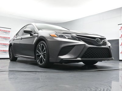 2019 Toyota Camry SE