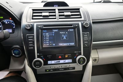 2014 Toyota Camry Hybrid XLE