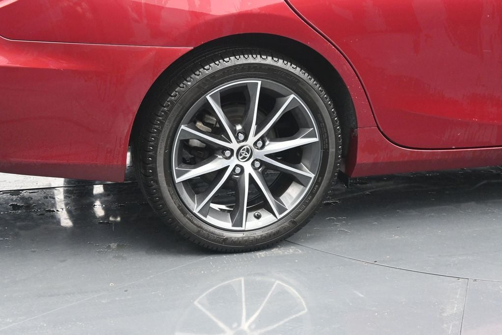 2016 Toyota Camry XSE