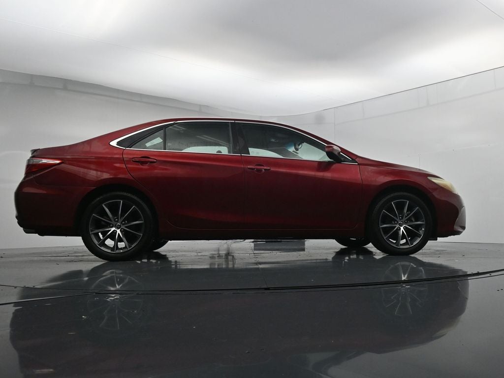 2016 Toyota Camry XSE