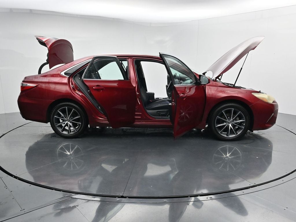 2016 Toyota Camry XSE