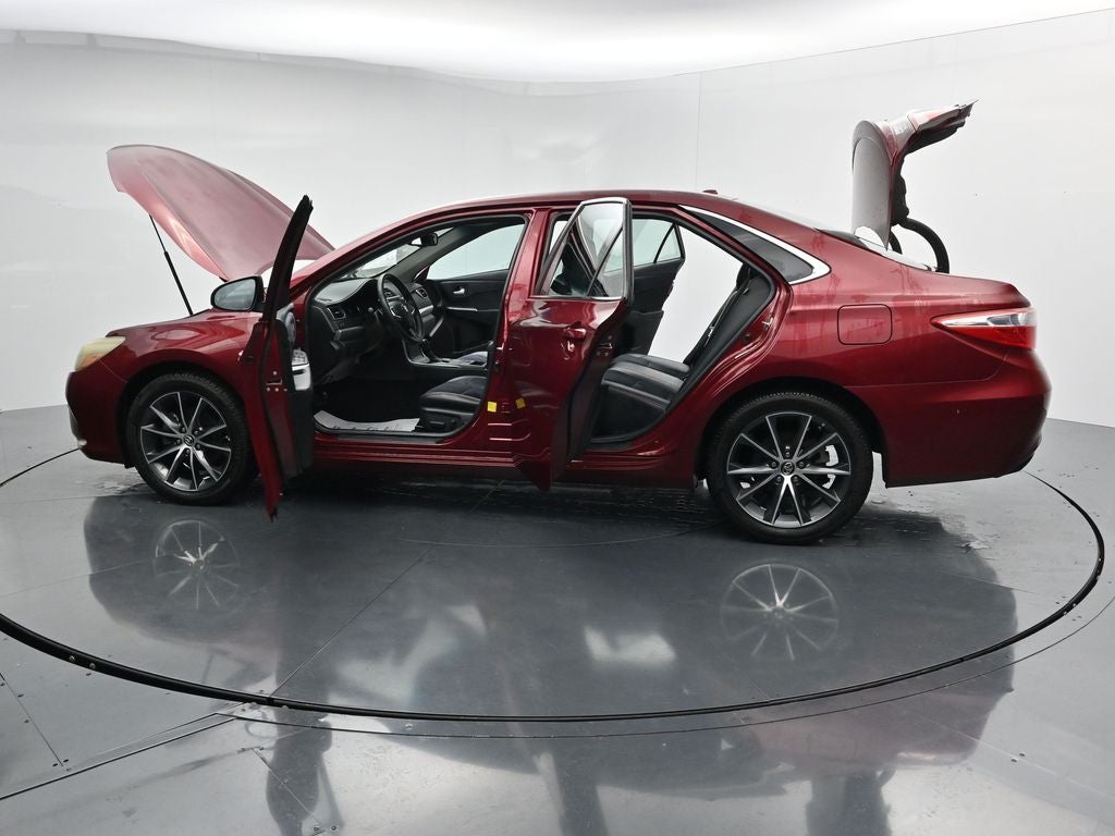 2016 Toyota Camry XSE