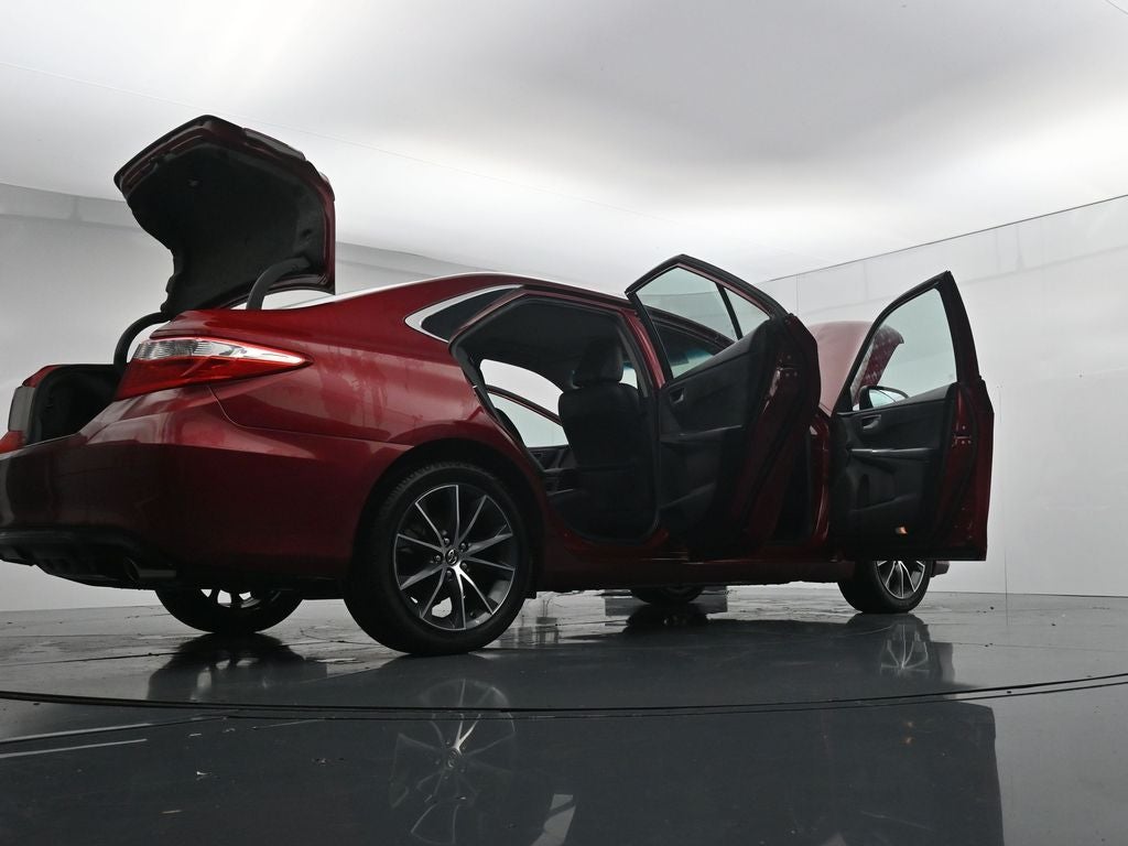 2016 Toyota Camry XSE
