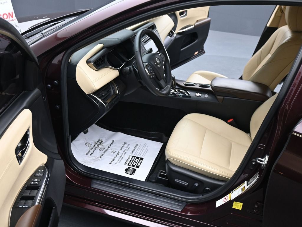 2018 Toyota Avalon XLE