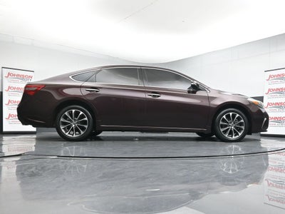 2018 Toyota Avalon XLE