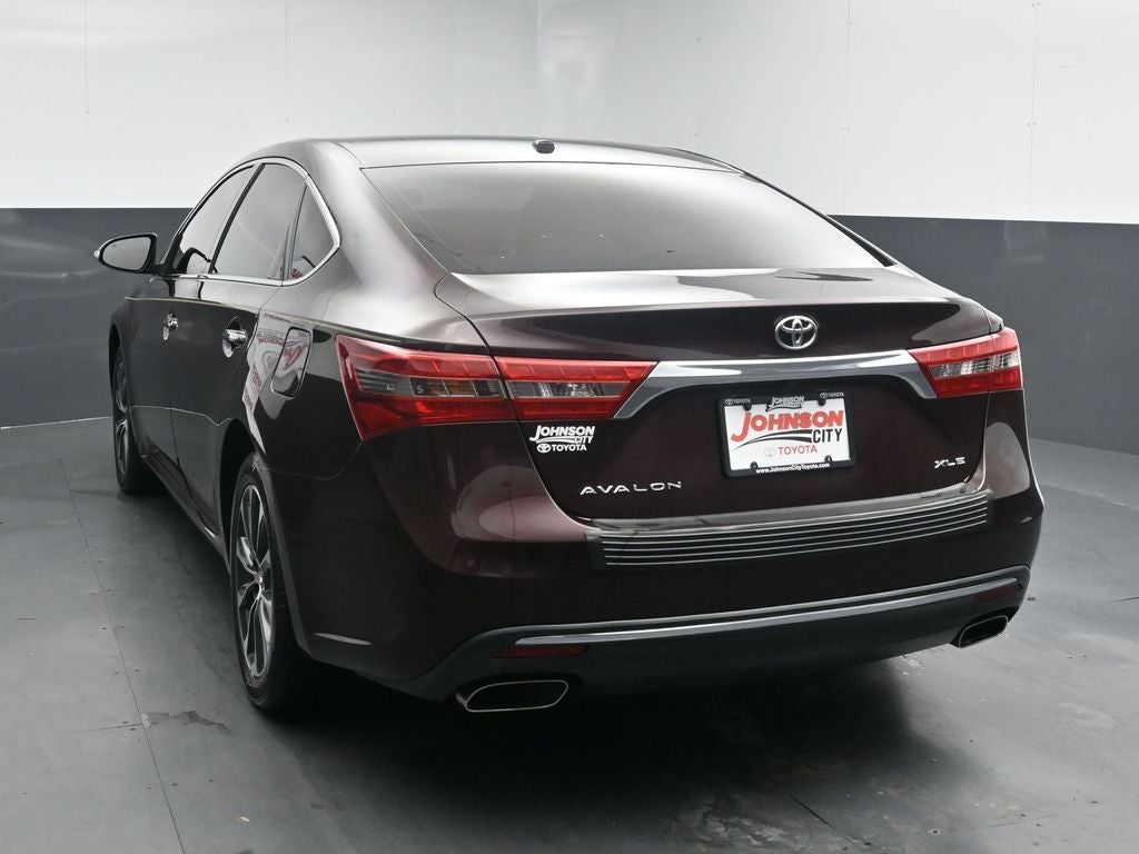 2018 Toyota Avalon XLE