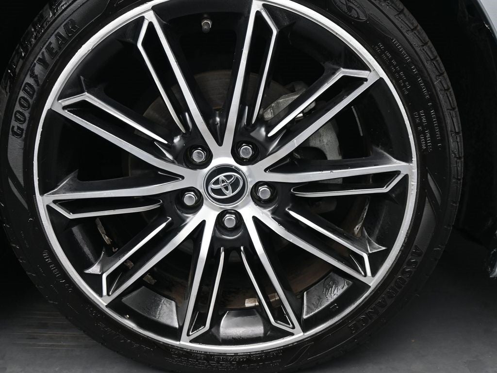 2019 Toyota Avalon Touring